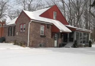 210 Greenbush Rd, Troy, NY 12180-8513