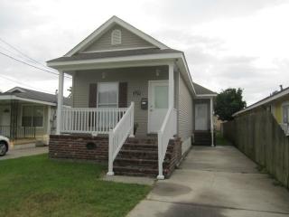 1329 Avenue A, Marrero, LA 70072-3947