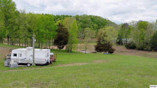 1013 Lake Meadows Way, Pigeon Forge, TN 37876-5888