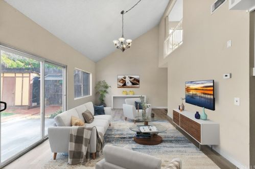3608 Raven Dr, Lake Elsinore, CA 92530-7904