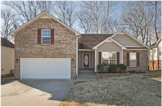 1798 Patricia Dr, Clarksville, TN 37040-7345
