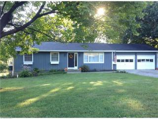 14091 Mount Eaton Rd, Easton, OH 44270-9743