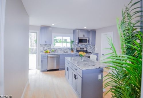9 James St, Montclair NJ  07042-2901 exterior