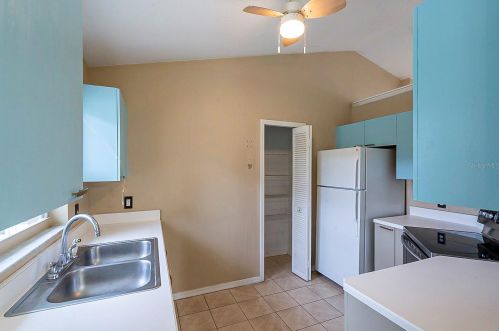 1377 Hensley Dr, Deland, FL 32724-2536