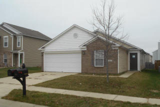 4064 Congaree Ln, Indianapolis, IN 46235-8828