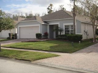 4672 Cumbrian Lakes Dr, Kissimmee FL  34746-6716 exterior