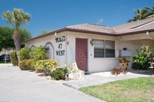 607 47th St, Cape Coral, FL 33904-2505