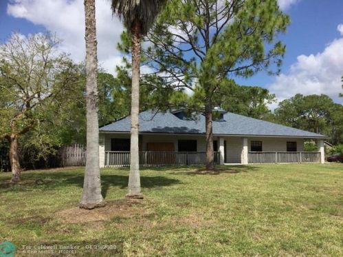 7261 140th Ave, West Palm Beach, FL 33412-2737