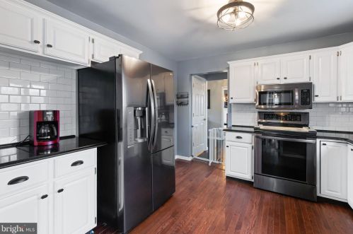 23 Yellowbreeches Rd, Carlisle PA  17015-9174 exterior