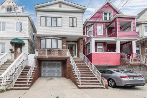 129 28 St, Bayonne NJ  07002-4601 exterior