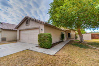48 Laguna Dr, Gilbert, AZ 85233-5732