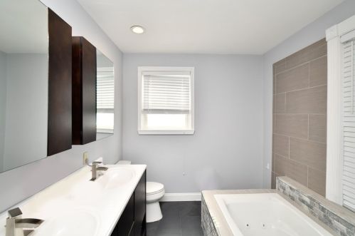 35 Barr St, Salem MA 01970-2301 exterior