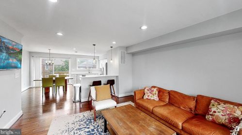 736 Delafield St, Washington, DC 20017-2348