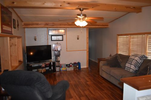 6610 Johnstown Rd, Mount Vernon OH  43050-9173 exterior