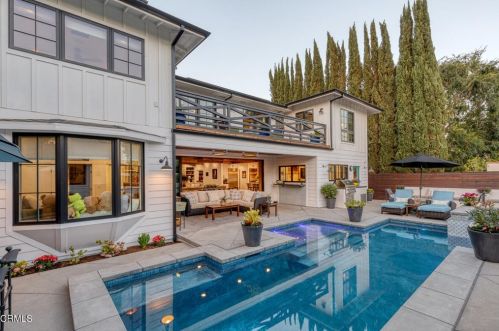 2100 Glenview Ter, Altadena, CA 91001-2810