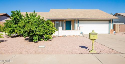 18235 39th Dr, Glendale, AZ 85308-1807