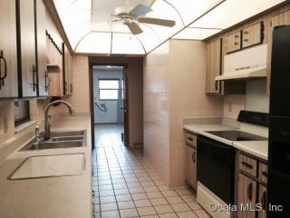 8225 Highway 25, Belleview FL  34420-4753 exterior