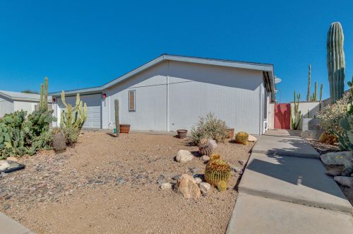 9734 Empress Ave, Mesa, AZ 85208-3134