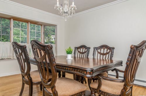 122 Stethem Dr, South Setauket NY  11720-4082 exterior