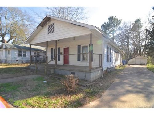 711 Gardner St, Shelby NC  28150-5756 exterior