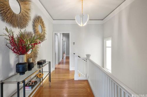 37 Clayton St, San Francisco, CA 94117-1109