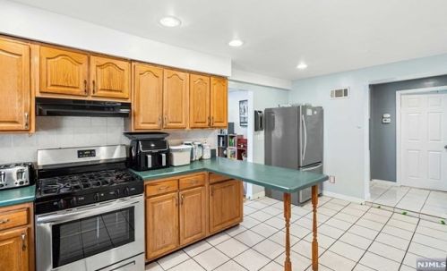 26 Mangold St, Paterson NJ exterior