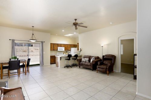 3084 Thistle Dr, Lake Havasu City AZ  86406-5519 exterior