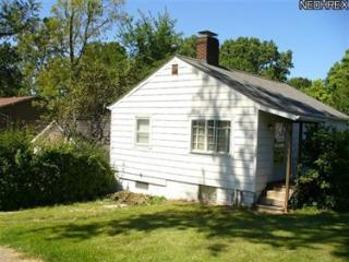 5635 Marshall St, Canton, OH 44718-1135