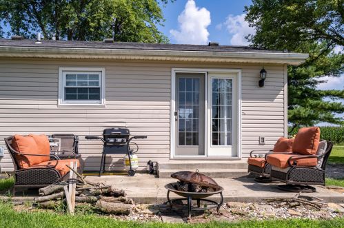 3089 Ford Rd, Washington Ch OH  43160-8759 exterior