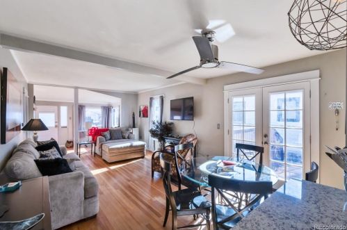 2709 Logan St, Englewood CO 80113-1632 exterior