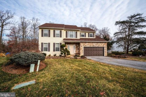 114 Bell Ct, Bear, DE 19701-1097