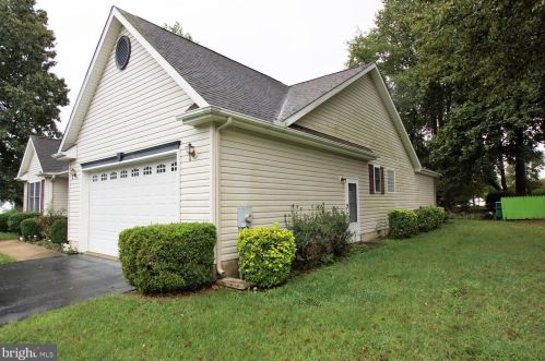 311 Quaker Hill Rd, Magnolia DE  19962-2224 exterior