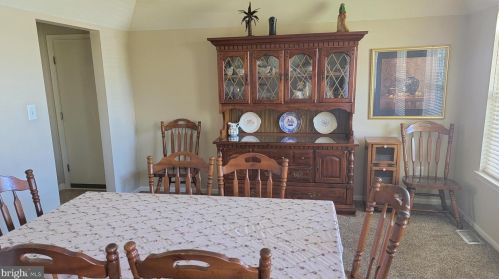 336 Johnny Boy Ln, Berlin Boro NJ  08009-2708 exterior