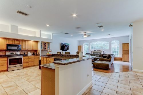 3874 Crescent Cove Pl, Tarpon Springs FL  34688-7708 exterior