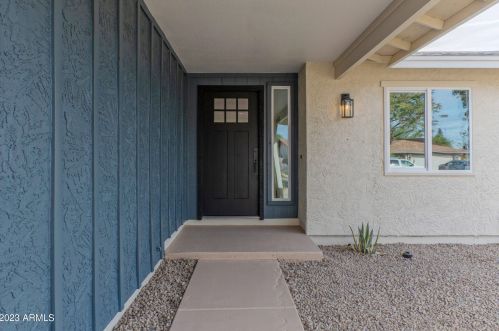 541 Myrna Ln, Chandler, AZ 85225-7046
