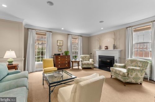 4437 Westover Pl, Washington, DC 20016-5556
