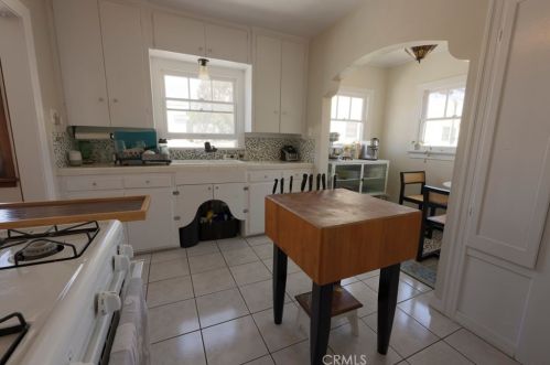 280 Orizaba Ave, Long Beach CA 90814-2453 exterior