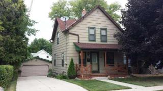 438 Pleasant Ave, Hartford, WI 53027-1924