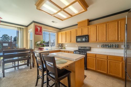 2937 Gambler Hill Ct, Riverbank CA  95367-9453 exterior