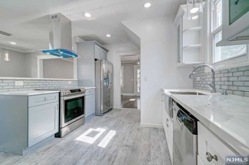 230 Cypress Ave, Bogota NJ  07603-1822 exterior