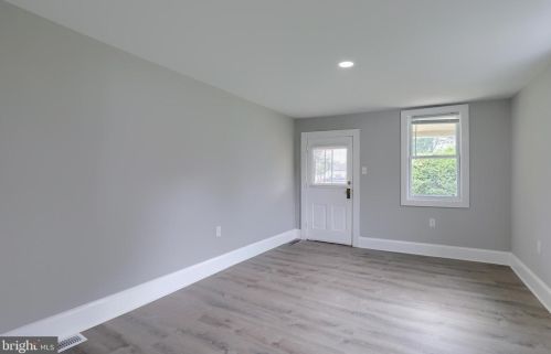 720 Elizabeth St, Lancaster PA  17603-2218 exterior