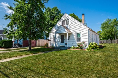 6400 37 Ave, Kenosha WI 53142-3335 exterior