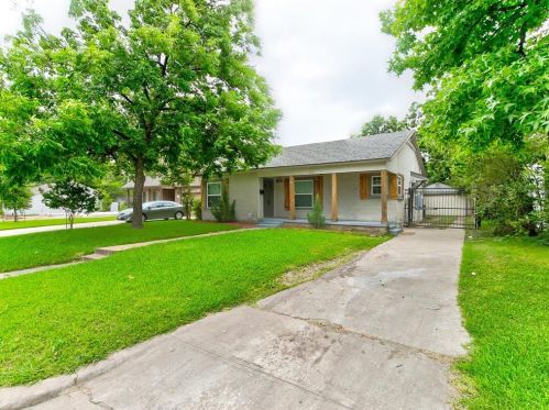 2521 Benbrook Blvd, Fort Worth TX  76109-2335 exterior