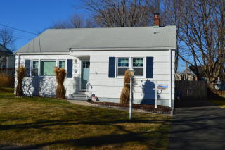 100 Maureen St, Stratford, CT 06615-7691