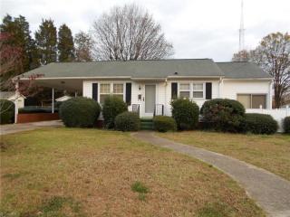 713 Carter St, Kernersville, NC 27284-3001