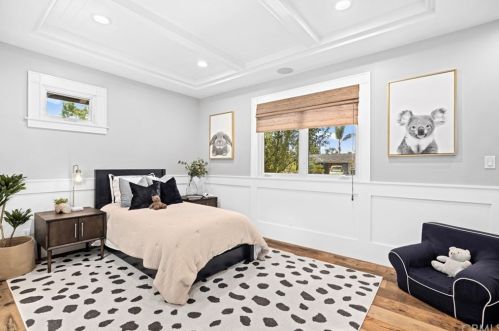 2050 Shipway Ln, Newport Beach CA  92660-4336 exterior