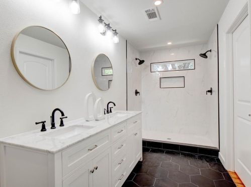 1819 Fuller Dr, Dallas TX  75228-3252 exterior