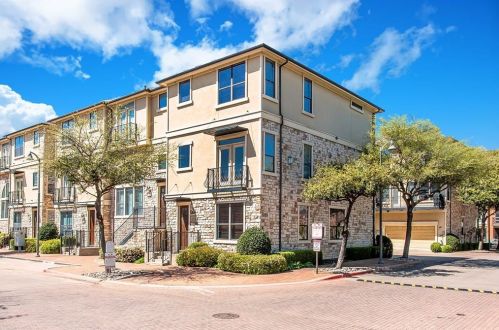 5701 Lois Ln, Plano, TX 75024-5840