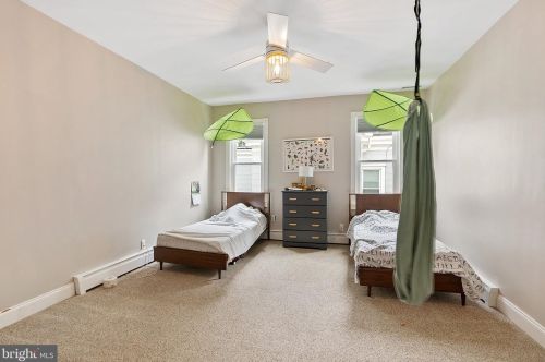 17 Lexington Ave, Camden NJ  08109-2013 exterior