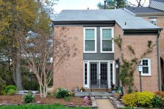 2020 Hopewood Dr, Falls Church VA  22043-1836 exterior